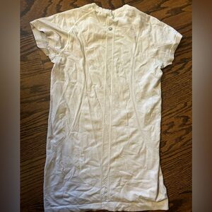 White LuLulemon swift tech short sleeve